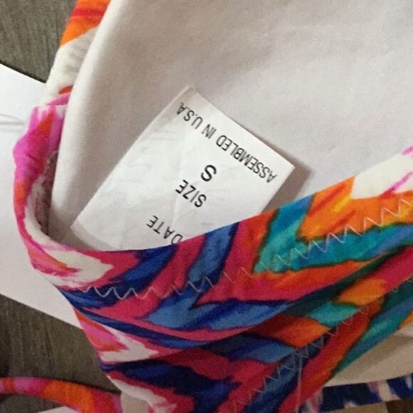 Nanette Lepore bikini top. New - Picture 7 of 8